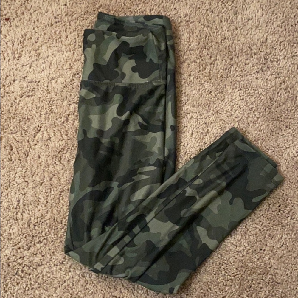 Camo workout leggings